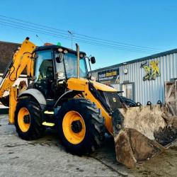 JCB 4CX