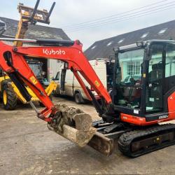 Kubota KX030-4