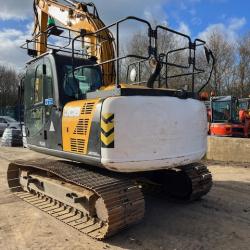 JCB JS130LC