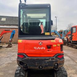 Kubota KX030-4