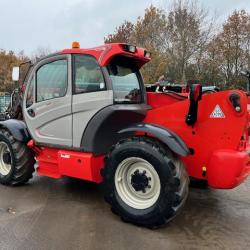 Manitou MT1440.    100P