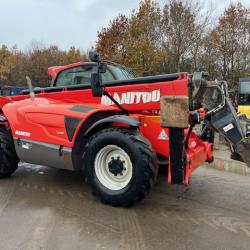 Manitou MT1440.    100P