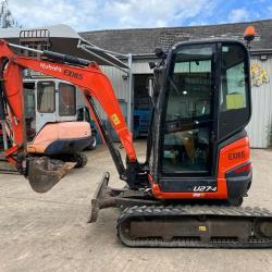 Kubota U27-4